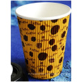 Heiße gewölbte Kaffeetasse, Werbung Milk Tea Cup
